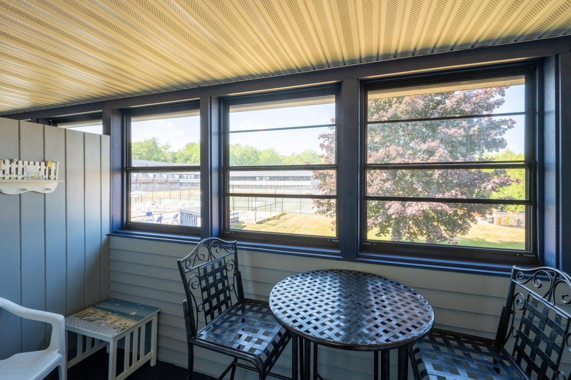 Nautical Mile Resort Wells Exterior foto